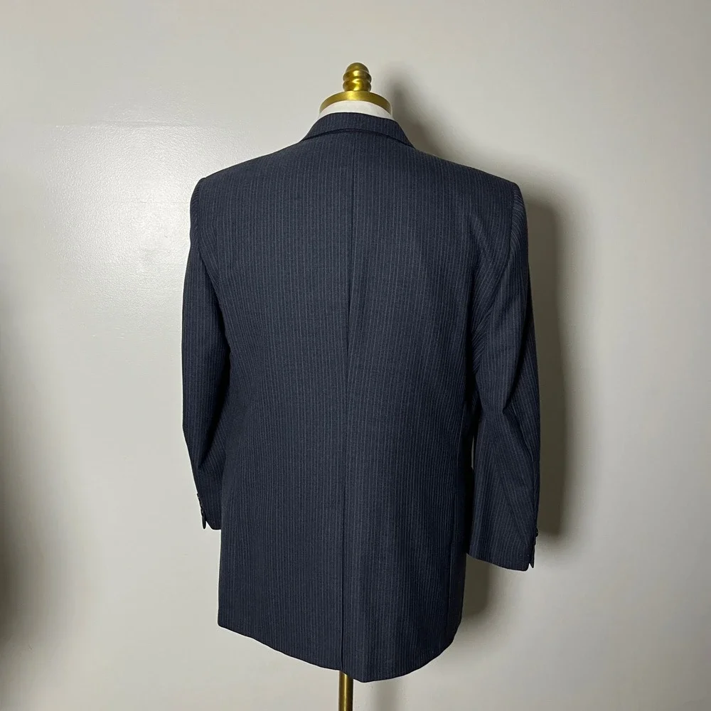 1980s Kingsridge Suit Mens 42R 36W Navy Blue Pinstripe Vintage Wool 2-Button